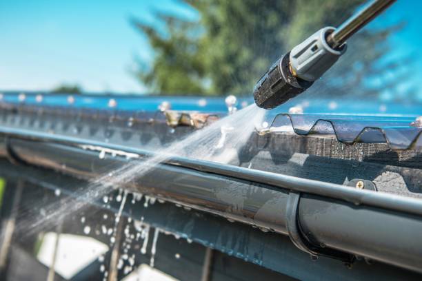 Why Choose Our Certified Pressure Washing Experts for Your Project Needs in Torrington, CT?